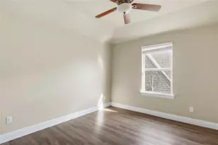 10613 Troutt Dr, McKinney, TX 75072 - Photo 23