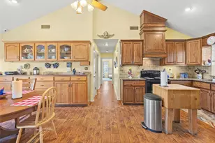 3135 Woodglen Dr, Commerce, TX 75428 - Photo 7