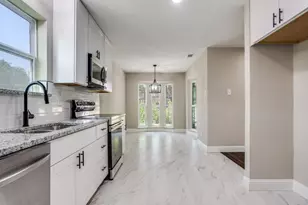 2226 Meadowview Dr, Garland, TX 75043 - Photo 13