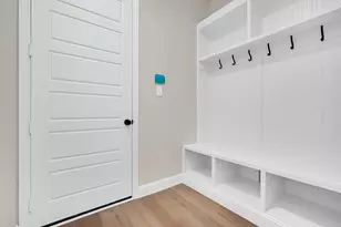 303 Crystal Lk Ln, Red Oak, TX 75154 - Photo 29