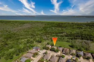 975 Crockett Dr, Lavon, TX 75166 - Photo 3