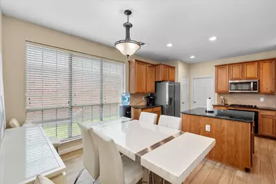 2585 Shoreview Drive, Grand Prairie, TX 75054 - Photo 17