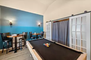 2585 Shoreview Dr, Grand Prairie, TX 75054 - Photo 7