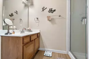 2585 Shoreview Dr, Grand Prairie, TX 75054 - Photo 33