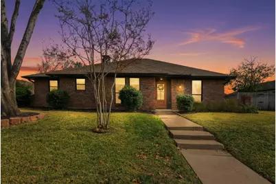 237 Simmons Drive, Coppell, TX 75019 - Photo 3