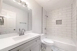 8545 Midpark Rd, Dallas, TX 75240 - Photo 19