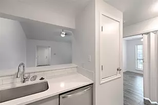 8545 Midpark Rd, Dallas, TX 75240 - Photo 9