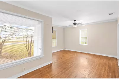 2837 Meaders Avenue, Fort Worth, TX 76112 - Photo 5