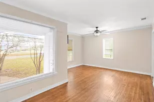 2837 Meaders Ave, Fort Worth, TX 76112 - Photo 5