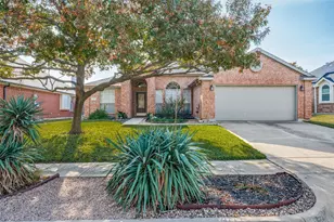 730 W Lonesome Dove Trail, Arlington, TX 76001 - Photo 1