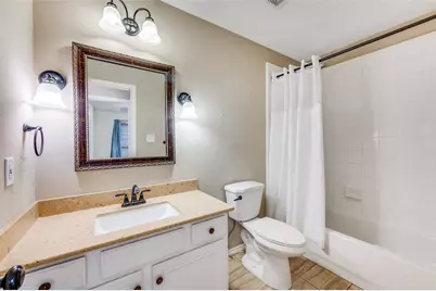 730 W Lonesome Dove Trail, Arlington, TX 76001 - Photo 15