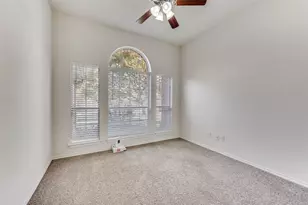 730 W Lonesome Dove Trail, Arlington, TX 76001 - Photo 13