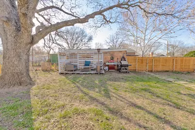 517 W Lamar Street, Alvord, TX 76225 - Photo 17