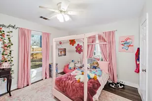 517 W Lamar St, Alvord, TX 76225 - Photo 17