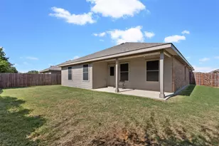 714 Wolf Creek Dr, Cleburne, TX 76033 - Photo 39