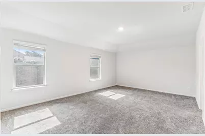 714 Wolf Creek Drive, Cleburne, TX 76033 - Photo 29