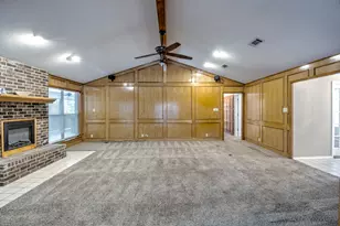 203 Eastern Valley Ln, Whitesboro, TX 76273 - Photo 9