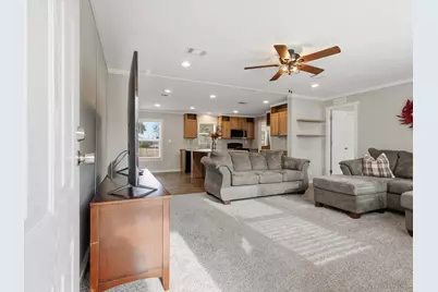 2614 Sycamore Court, Granbury, TX 76048 - Photo 5