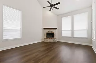 11540 Twining Branch Cir, Fort Worth, TX 76052 - Photo 7