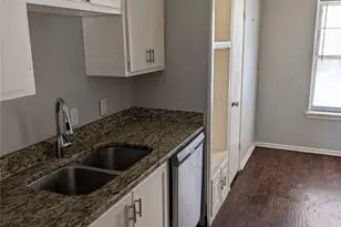 6732 Plantation Rd, Forest Hill, TX 76140 - Photo 11