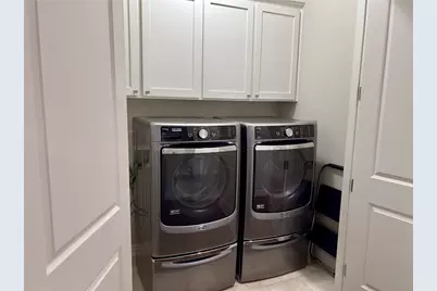 2811 Hood Street #B, Dallas, TX 75219 - Photo 25