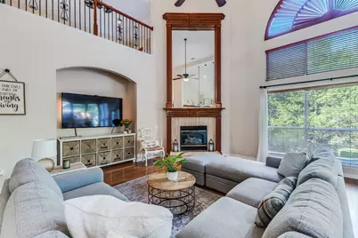 2402 Indian Trail, Rowlett, TX 75088 - Photo 7