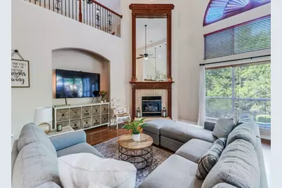 2402 Indian Trail, Rowlett, TX 75088 - Photo 9