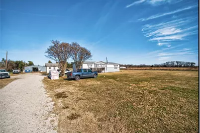 147 Emberson Chapel Road, Pilot Point, TX 76258 - Photo 5
