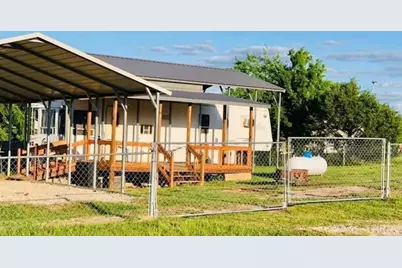 160 Rising Star, Quitman, TX 75783 - Photo 3