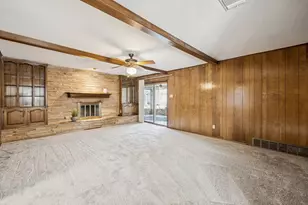 432 Hillview Dr, Hurst, TX 76054 - Photo 7