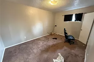 818 Clarissa Pl, Garland, TX 75040 - Photo 11