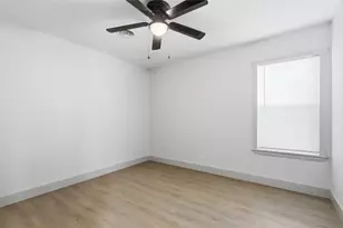 8004 Ferndale Dr, Benbrook, TX 76116 - Photo 23