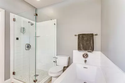 9005 Ranch Bluff Court, Benbrook, TX 76126 - Photo 15