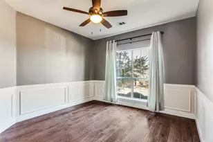 9005 Ranch Bluff Ct, Benbrook, TX 76126 - Photo 5