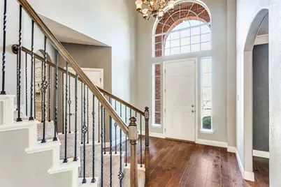 9005 Ranch Bluff Court, Benbrook, TX 76126 - Photo 3