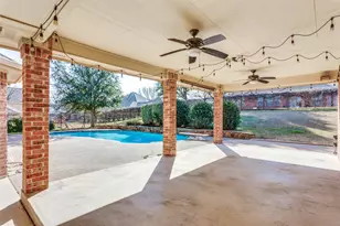 9005 Ranch Bluff Ct, Benbrook, TX 76126 - Photo 35