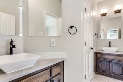 9005 Ranch Bluff Court, Benbrook, TX 76126 - Photo 27