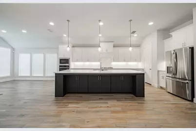 10480 Gray Hills Drive, Fort Worth, TX 76126 - Photo 11