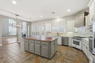 2201 Mockingbird Ln, Flower Mound, TX 75022 - Photo 9