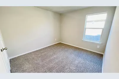 10612 Sunrise Creek Drive, Fort Worth, TX 76036 - Photo 13