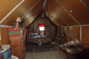 506 S 3rd St, Grandview, TX 76050 - Photo 21