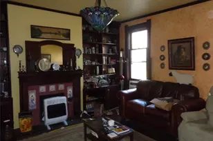 506 S 3rd St, Grandview, TX 76050 - Photo 3