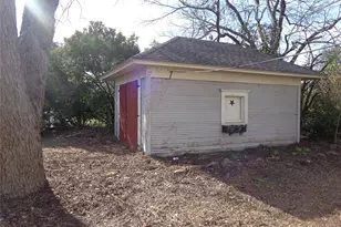 506 S 3rd St, Grandview, TX 76050 - Photo 33