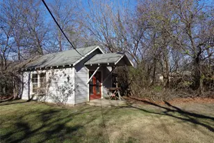 506 S 3rd St, Grandview, TX 76050 - Photo 37