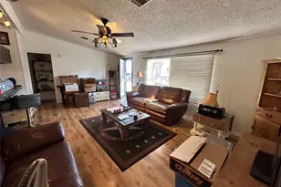 13925 Briar Rd, Azle, TX 76020 - Photo 7