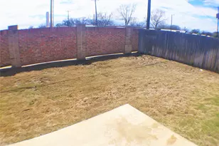 5204 Pebble Beach Tr, Denton, TX 76208 - Photo 17