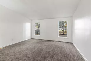 202 Forgotten Ln, Mabank, TX 75156 - Photo 5