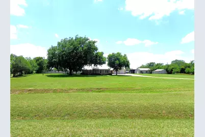 1717 Pipeline Road, Cleburne, TX 76033 - Photo 3