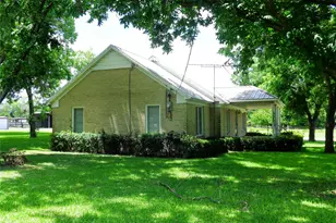 1717 Pipeline Rd, Cleburne, TX 76033 - Photo 21