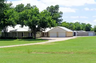 1717 Pipeline Rd, Cleburne, TX 76033 - Photo 19